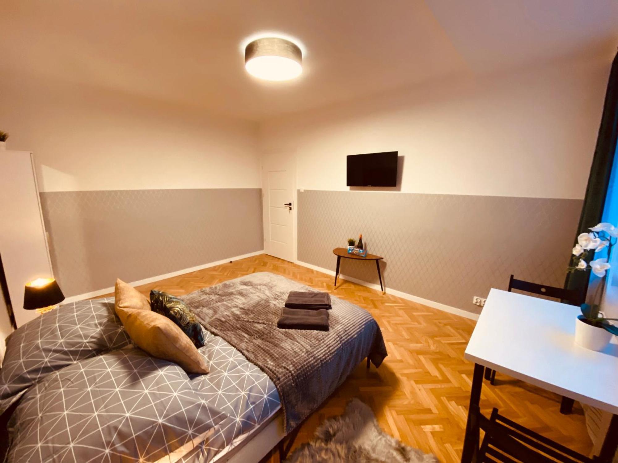 Clicktheflat Karmelicka Apart Rooms Warsaw Luaran gambar