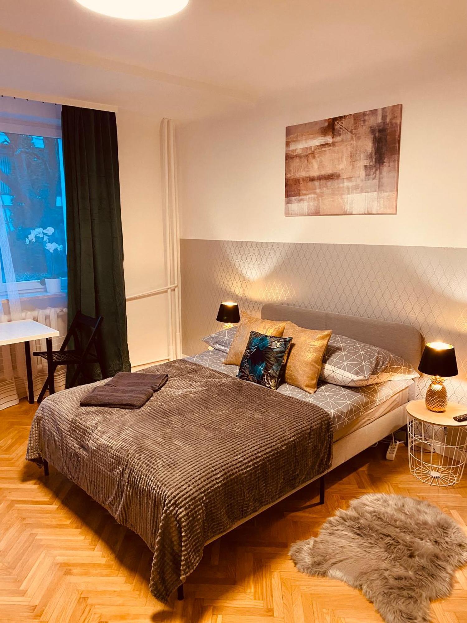 Clicktheflat Karmelicka Apart Rooms Warsaw Luaran gambar